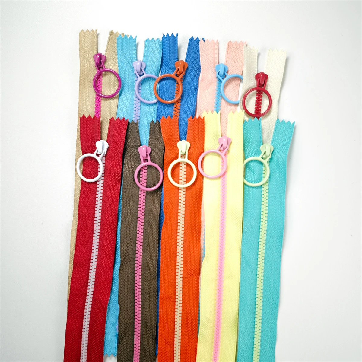 (10PCS)3# Color zipper 35CM hand-made pocket Pen Bag Bag No. 3 Resin zipper closed tail self-locking color contrast