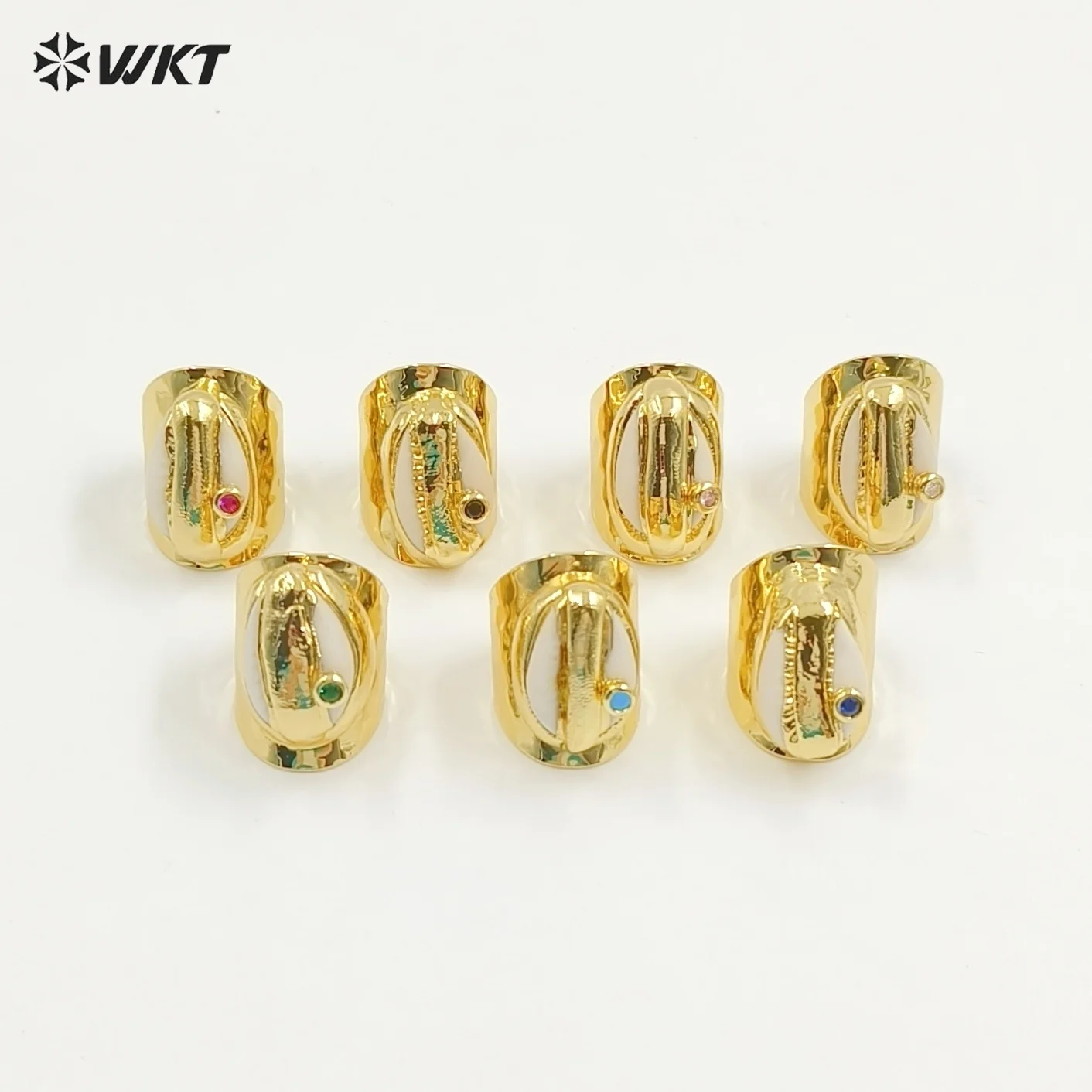 WT-R335 Wholesale Natural Cowrie Sea Shell Rings With Multi Color Rhinestone Pave For Women Party Jewelry Resist Tarnishable
