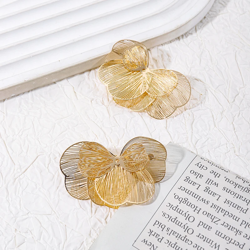 Gold Wire Mesh Flower Stud Earrings, Multi-Layer Hollow Striped Metal Floral, Minimalist Vintage Statement Jewelry for Women