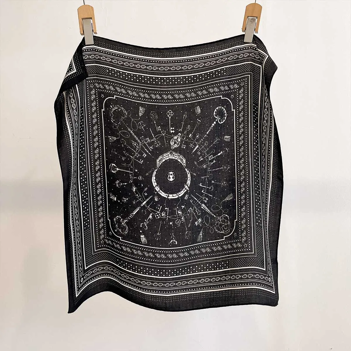 

Luxury Neckerchief Square Silk Scarf Hijab Foulards Femme Headscarf Wraps Bandana Ribbon Shawl Accesories Handkerchief