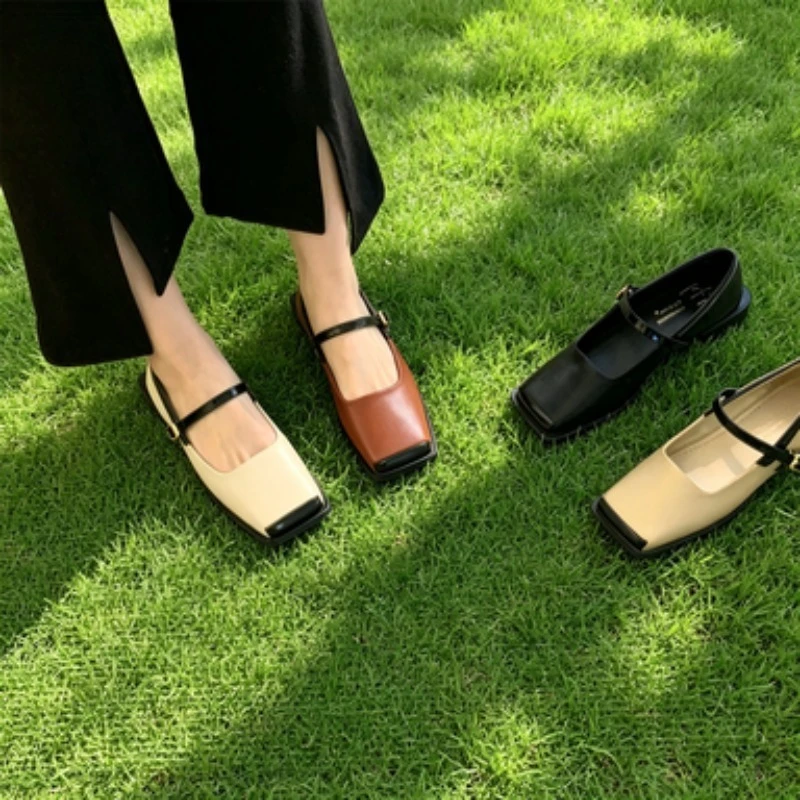 

New French 2026 Spring and Autumn Girls' Strap Shoes Thick Heel Square Toe Women's Single Shoes Medium Heel Small Leather Shoes