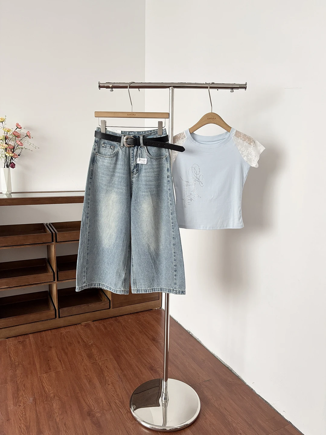 

High Waist Wide Leg Jeans Women's Spring Summer New Loose Fit Denim Capri Pants Korean Style Simple Elegance Versatile