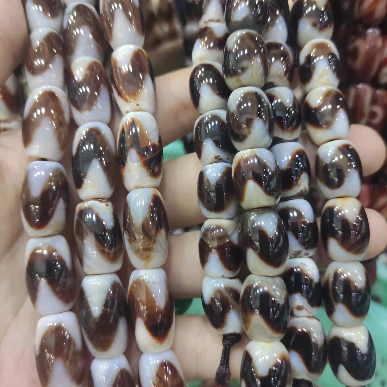 

1 strip/lot tiger teeth black and white brown Tibetan agate dzi bead jewelry accessories diy wholesale