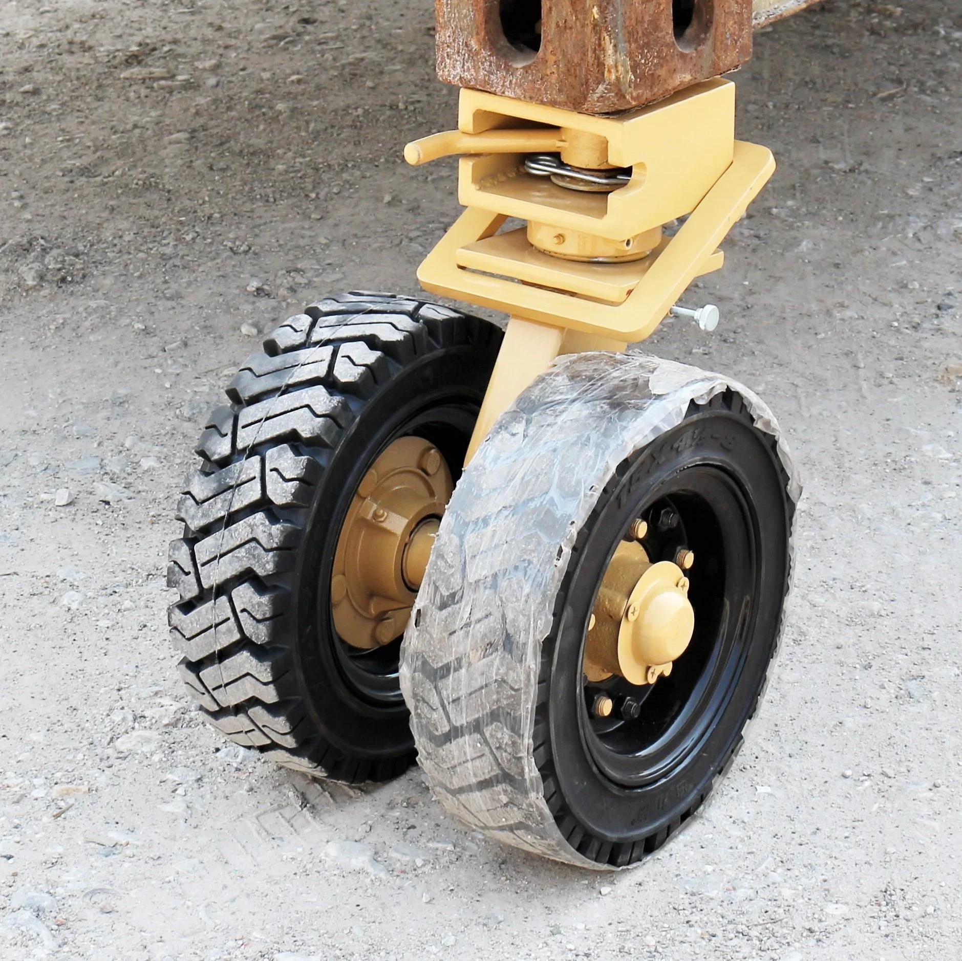 SS ISO Shipping Container Casters Wheels For Rugged Ground