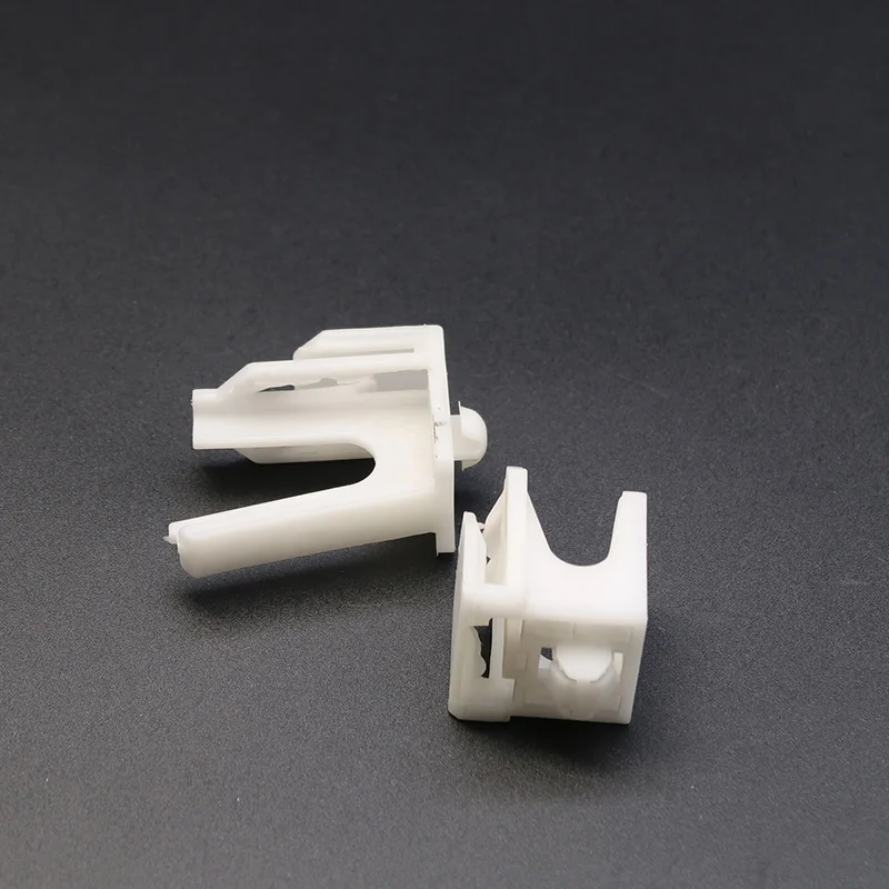 A0019910071 FOR Mercedes Benz 217 212 clips are fixed to the fenders Retaining clip on the rear of the front fender 3