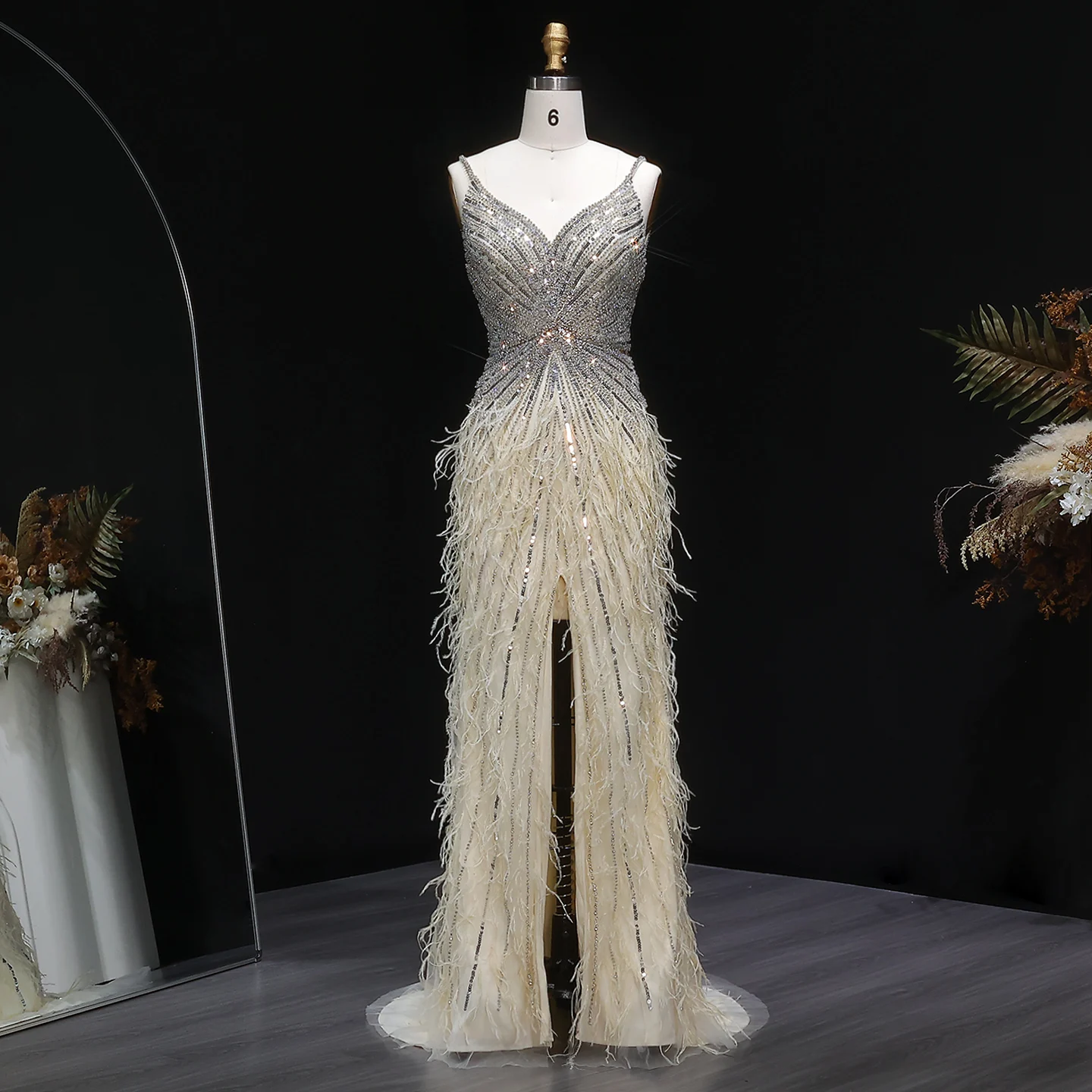 Sharon Said Dubai Luxuriöse Feder-Meerjungfrauenkleider in Silber für Hochzeiten, Blaues Arabisches Abendkleid, Partykleider SS004 Maßanfertigung – Detail 5