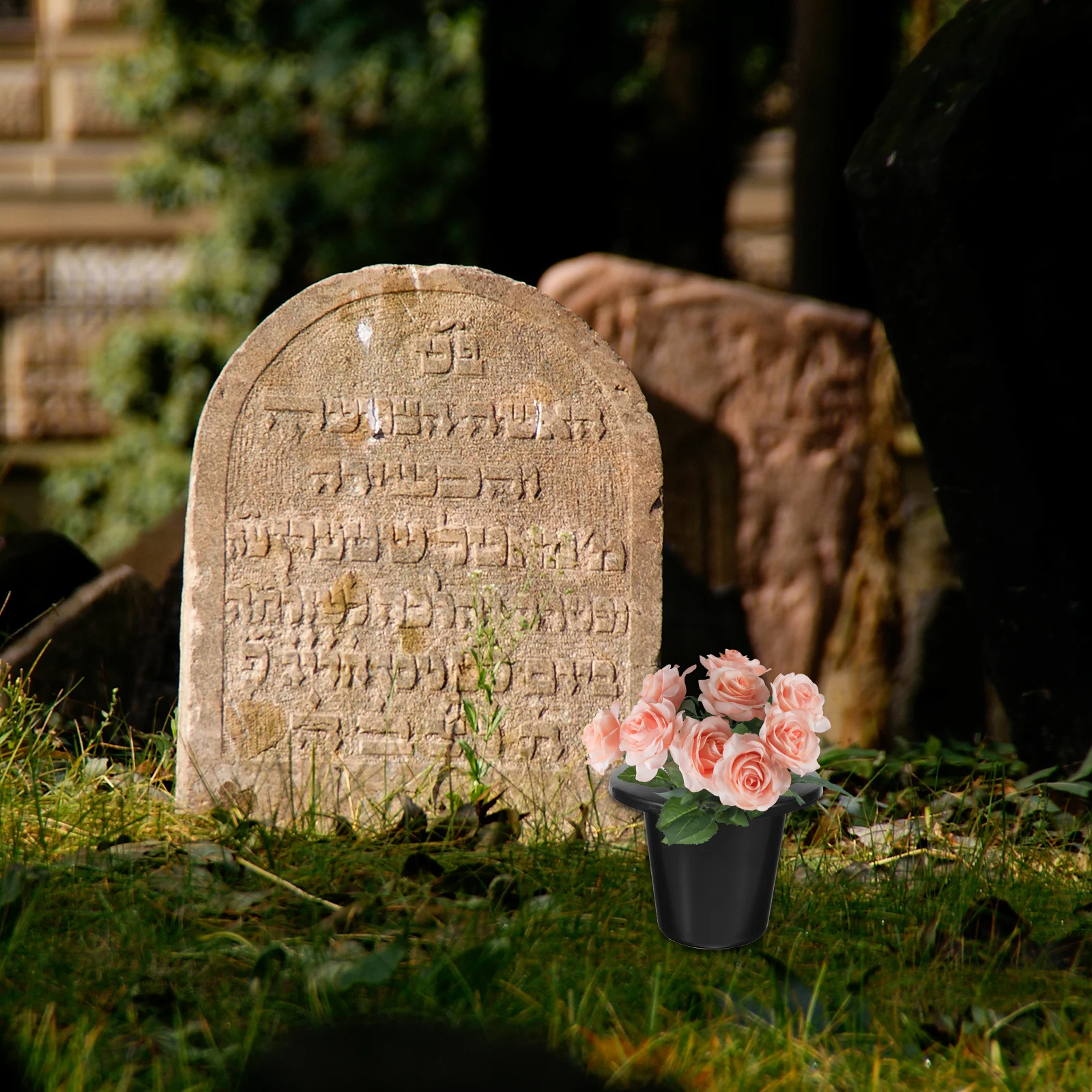 

5pcs 16-Hole Cemetery Vase Plastic Flower Pot For Graves Outdoor Memorial Decoration Graveyard Flower Container Garden Flowerpot