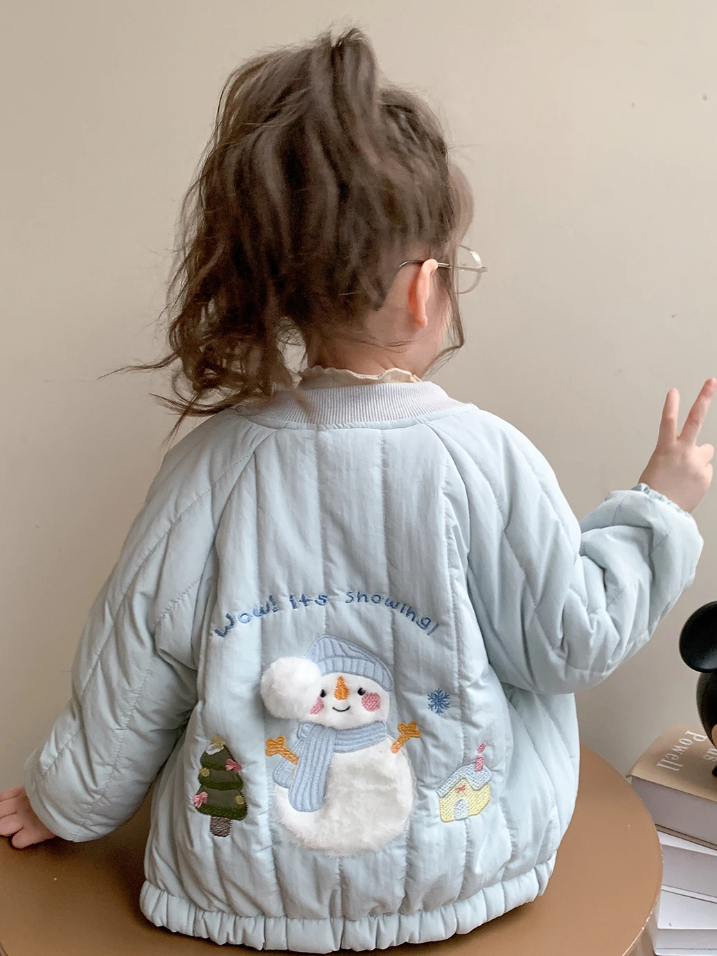 

Thiened Cotton Jaet for Girls Cartoon Embroidery Warm Winter Outerwear Children's Faionable Sle 2025 New Arrival