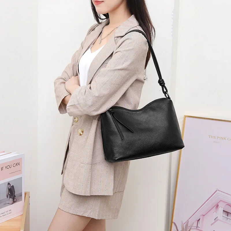 New Leisure Versatile Grey Color Rope Strap Armpit Shoulder Bag for Women Top Layer Cow Leather Female Handbag