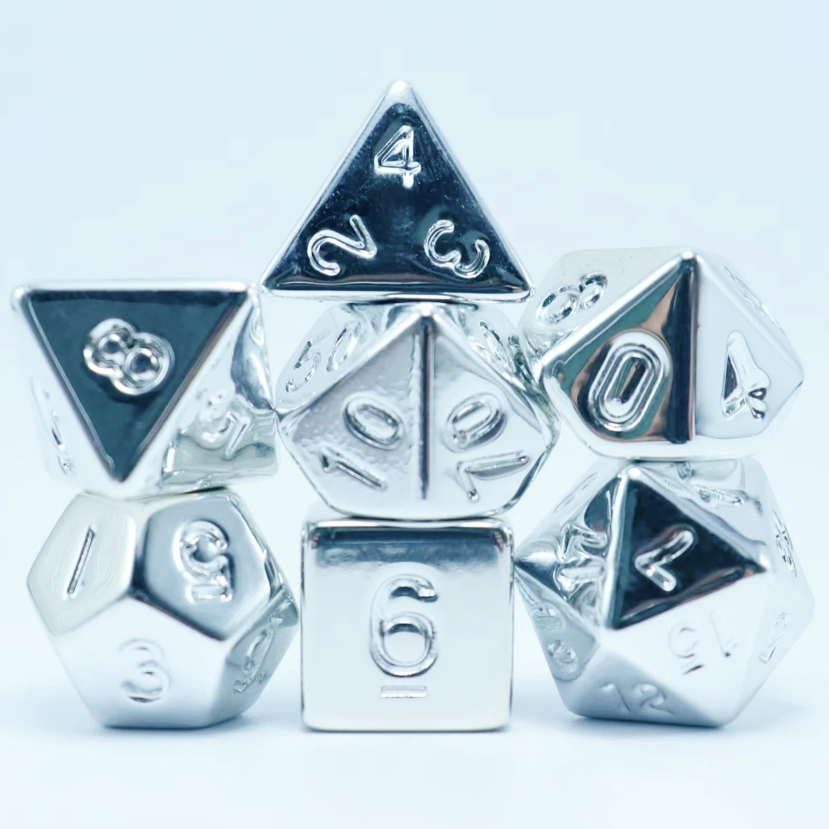 

Набор из 7 посеребренных костей с полным покрытием, очень крутое покрытие, игровые аксессуары, многогранные кости, принадлежности для настольных игр, для отдыха e