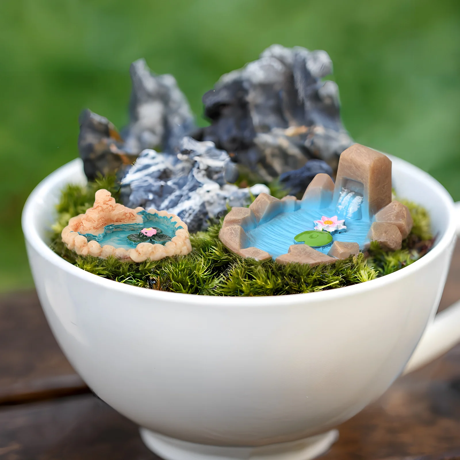 

8 Pcs Micro Landscape Moss Succulent Pond Accessories Realistic Resin Plants Decor Artificial Lotus Miniature Garden Outdoor