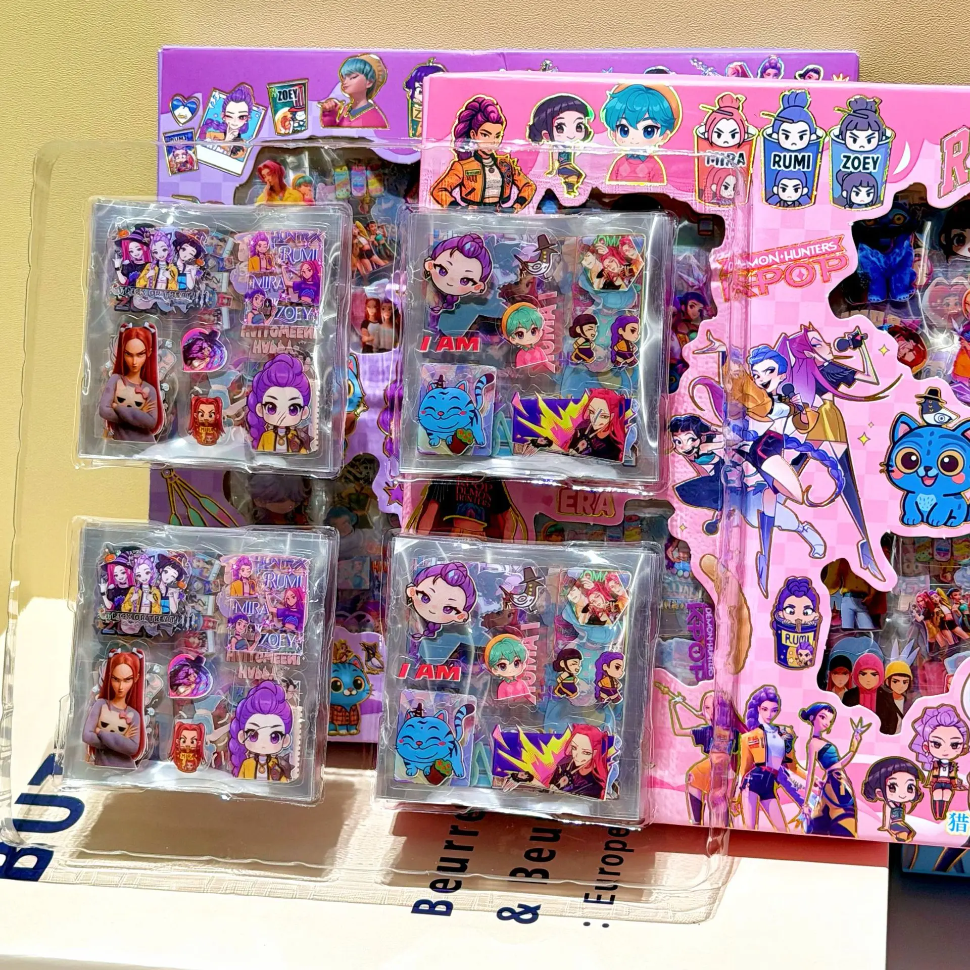 100pcs/set Cartoon Anime Stick - đánh giá và giá Laptop Accessories Kit