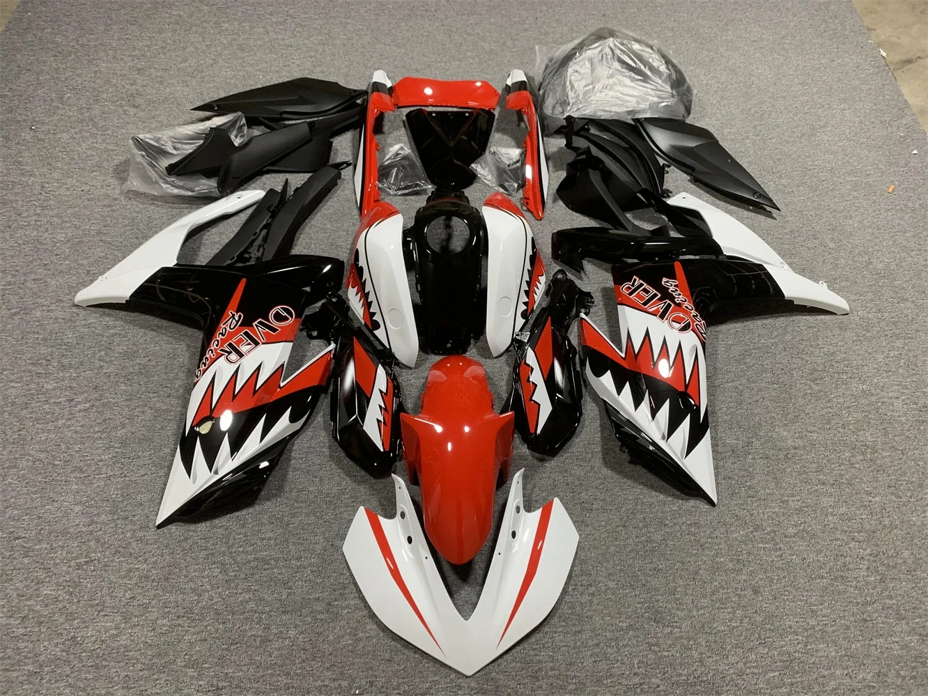 Motorcycle Fairing Kit Suitable for Yamaha R25 2015 2016 2017 2018 Years R3 15-18 Fairing Black White Red