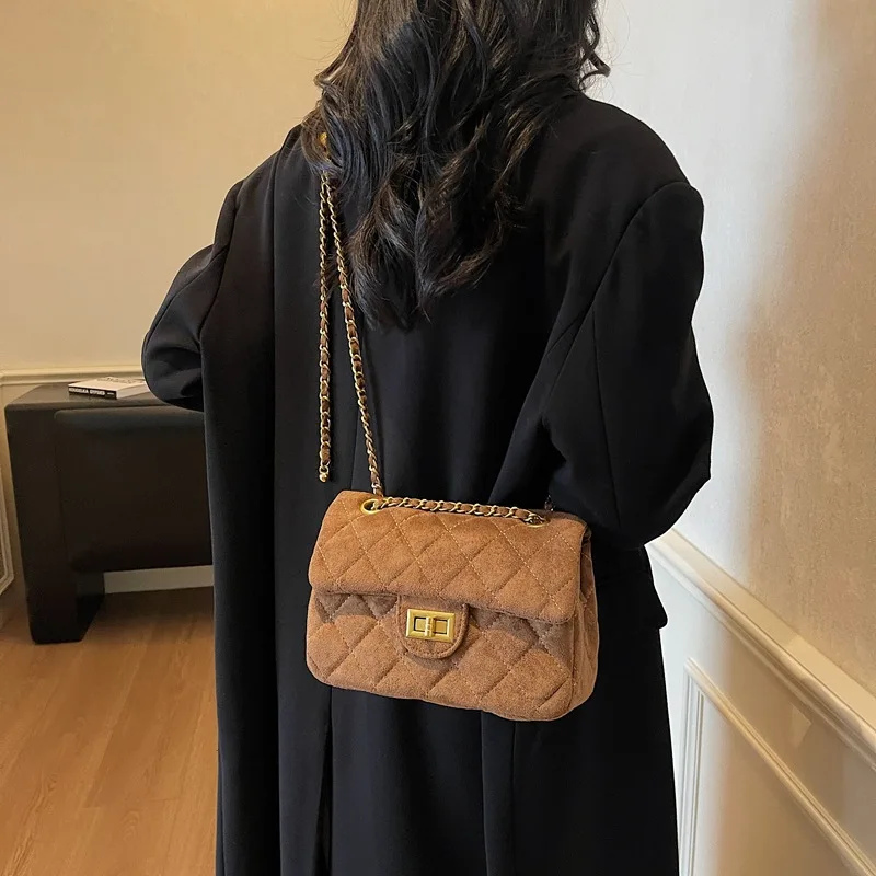 

2025 Diamond Chain Crossbody Bag Stylish Shoulder Purse, Trendy Flip Top Clutch, Women's Fashion Accessory, Casual Shoulder Bag