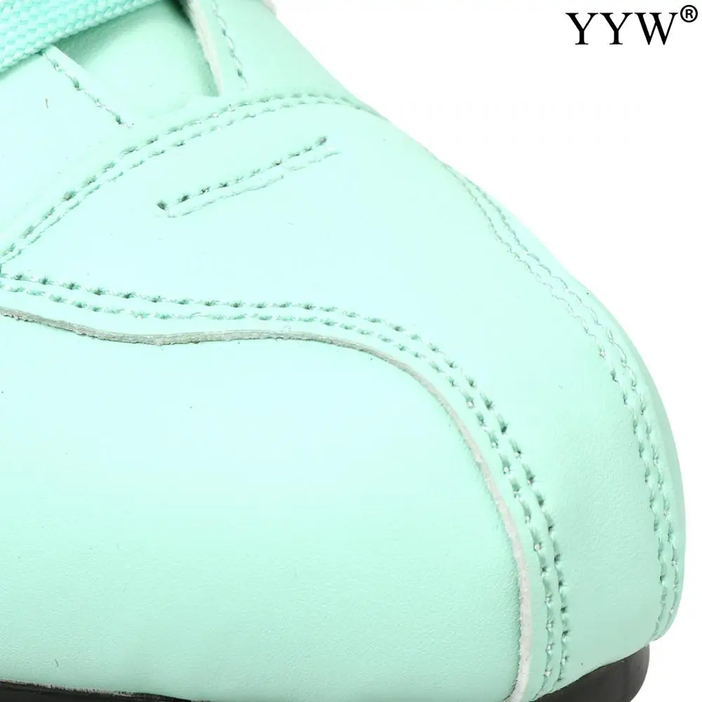 Zapatillas de Skate con ruedas para hombre y mujer, zapatos de Patinaje con 4 ruedas, zapatillas deportivas para jóvenes y adultos
