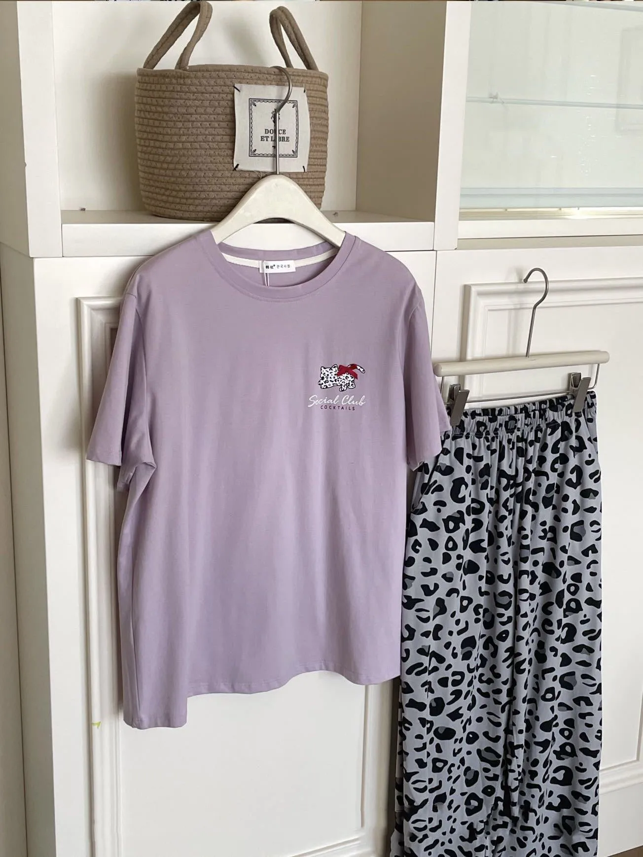 

Pure cotton cool Leopard cartoon suit spring and summer new loose casual short-sleeved home clothes can be worn outside the suit