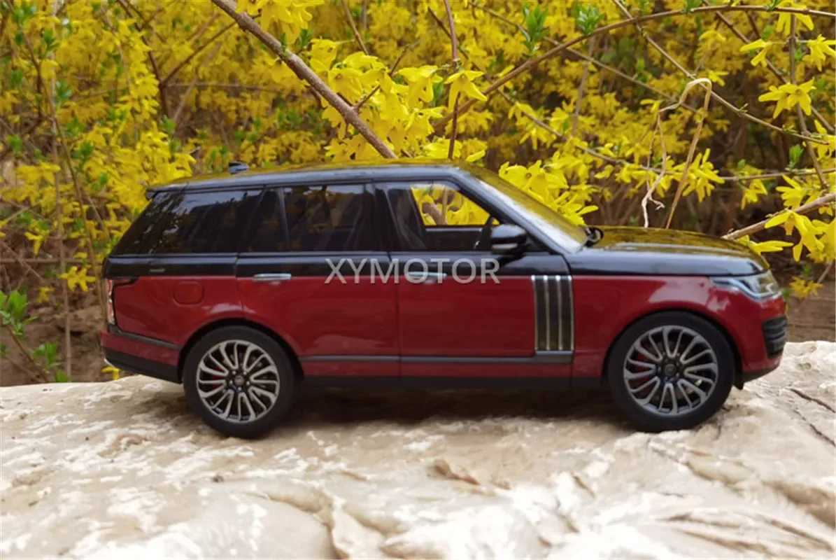 2020 LCD 1/18ชิ้นสำหรับ Land Rover Range SUV สีดำ/ ขาว/ดำ & แดง Diecast โมเดลรถยนต์ของเล่นของขวัญคอลเลกชัน