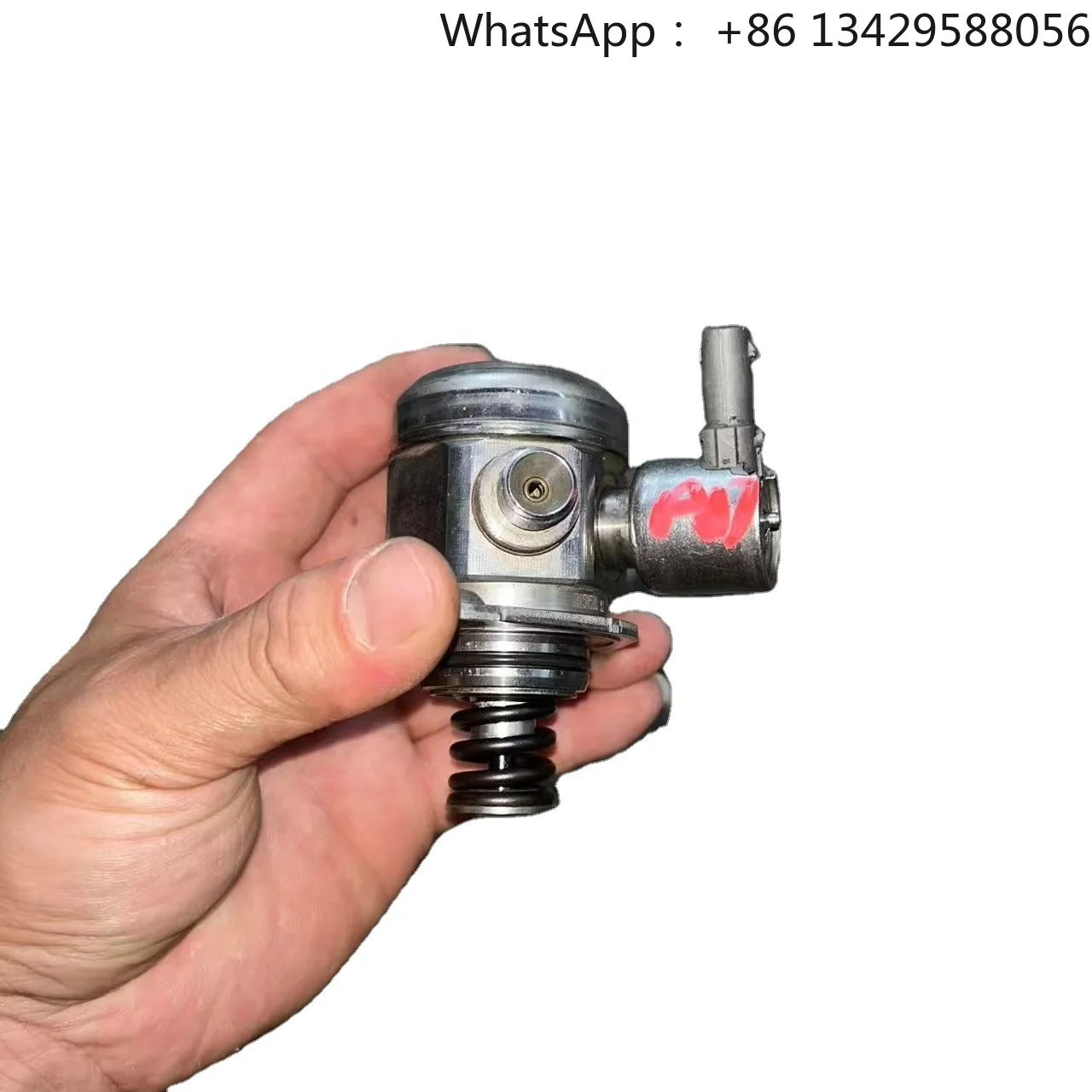 

Original 10-Year-Old for BMW GT535 F07 N55 Fuel Injection Pumps High-Pressure Oil Pumps Disassembled Engine Door Headlight Body