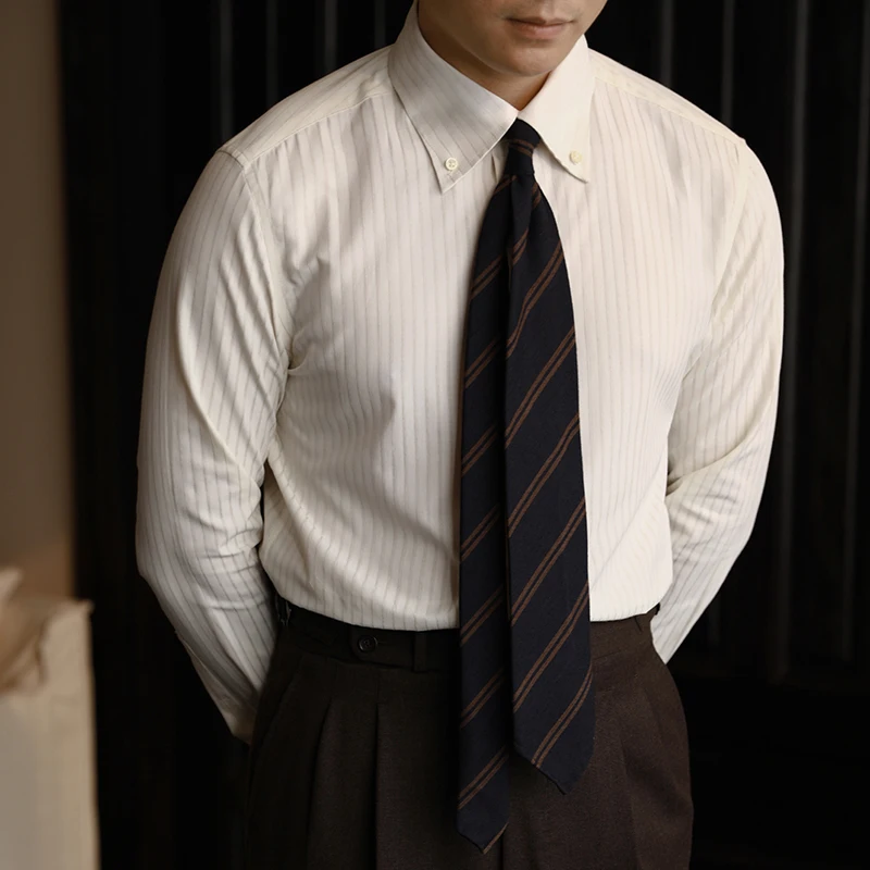 

Мужская повседневная рубашка в полоску с отложным воротником, весна-лето, деловой стиль, не требует глажки, приталенный крой, итальянский джентльменский стиль, модная рубашка с длинным рукавом