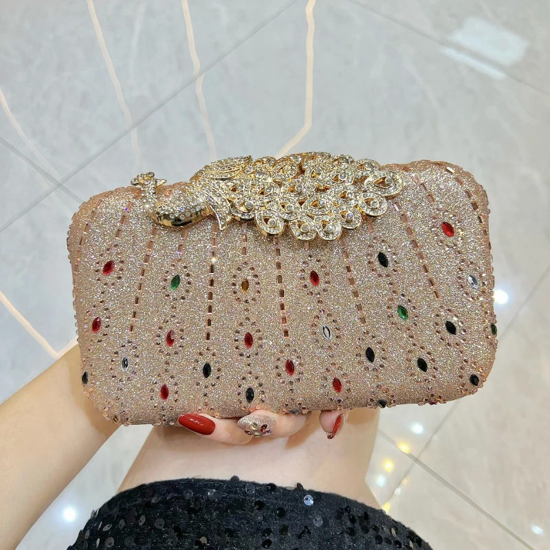 Fashion Diamond-Encrusted Clutch Bag for Women French Blingbling Party Bag Luxury Design Peacock Evening Handbag Malachite Green view 5