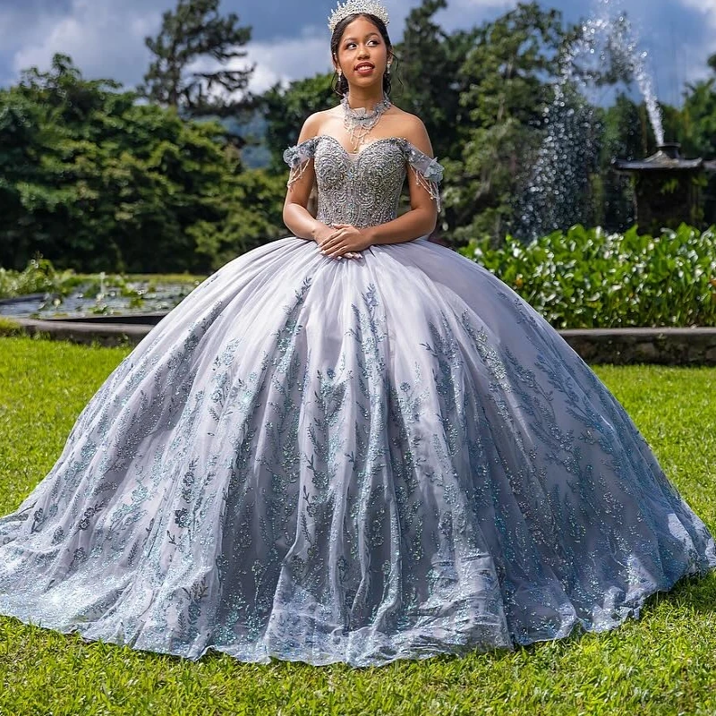 

Light Gray Shiny Quinceanera Dresses Off The Shoulder Sequin Applique Lace Beads Bow Tull Party Birthday Sweet 16 Dress Vestidos