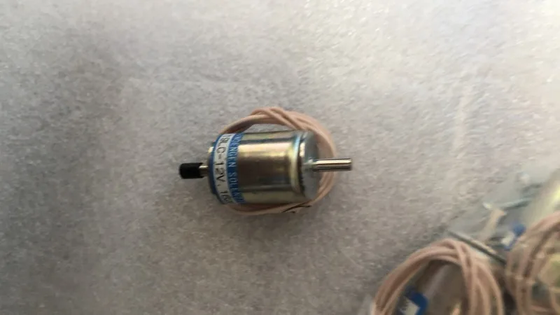 SHINDENGEN M194C-24V Japan Electromagnet 19LC-12V 19LC-24V6V M194C-6V
