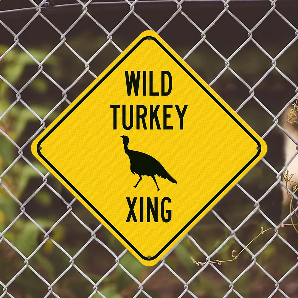 Metal Sign, Warning of Pheasant Crossing, Suitable for Yards and Farms, Is The Perfect Choice for Outdoor Decoration.