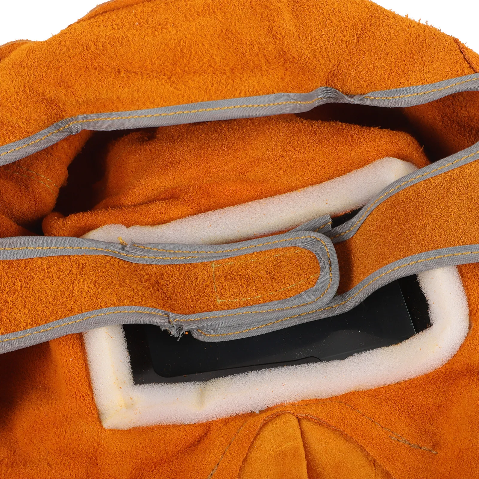 

Adjustable Welding Protection Mask with Auto Darkening Lens Cowhide Shield Breathable Vent Comfortable Welding Hood