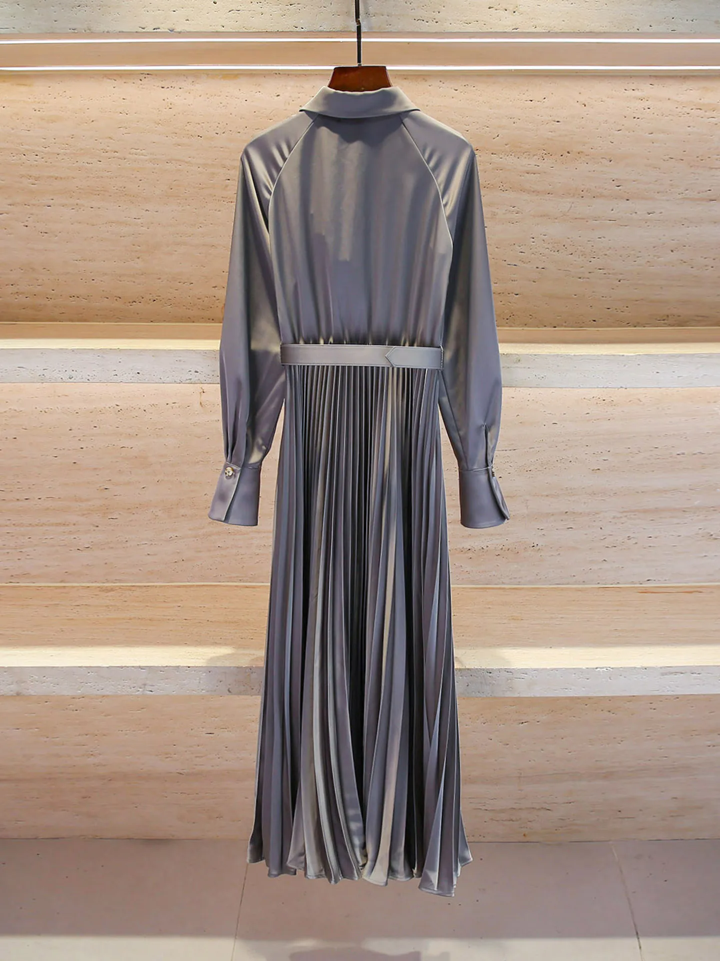 ハイウエストロングスカート ガーゼ生地 ベルト付き エレガント サテンロングスカート レディース 秋春 通勤 シンプル ハイウエスト