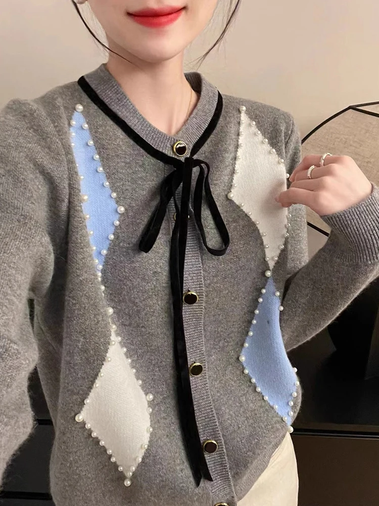 

Korean Sle Simple Diamond Knitted Woolen Cardigan Winter Sweater with Belt Casual V-Ne Long Sve Regular Fit Top