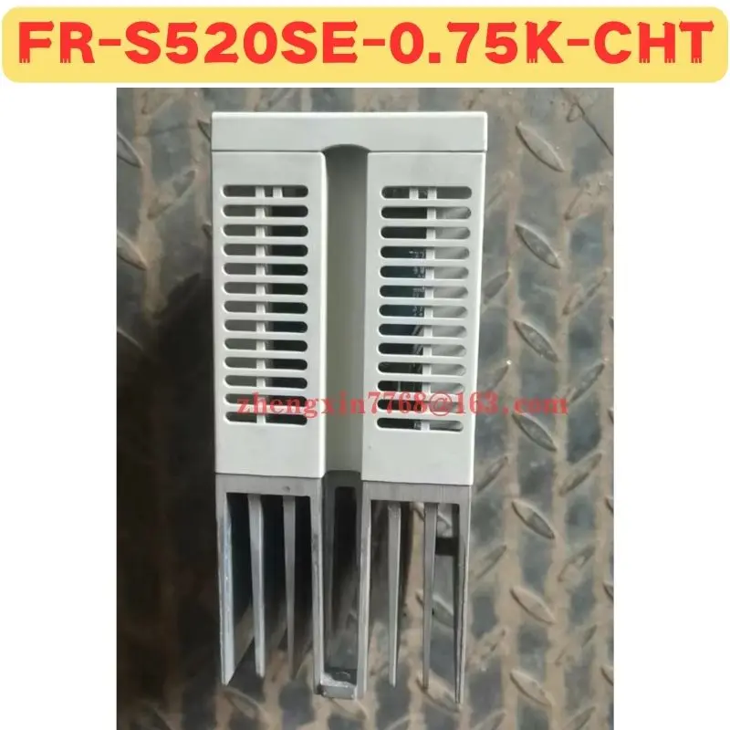 Used Frequency Converter FR-S520SE-0.75K-CHT FR S520SE 0.75K CHT Normal Function Tested OK