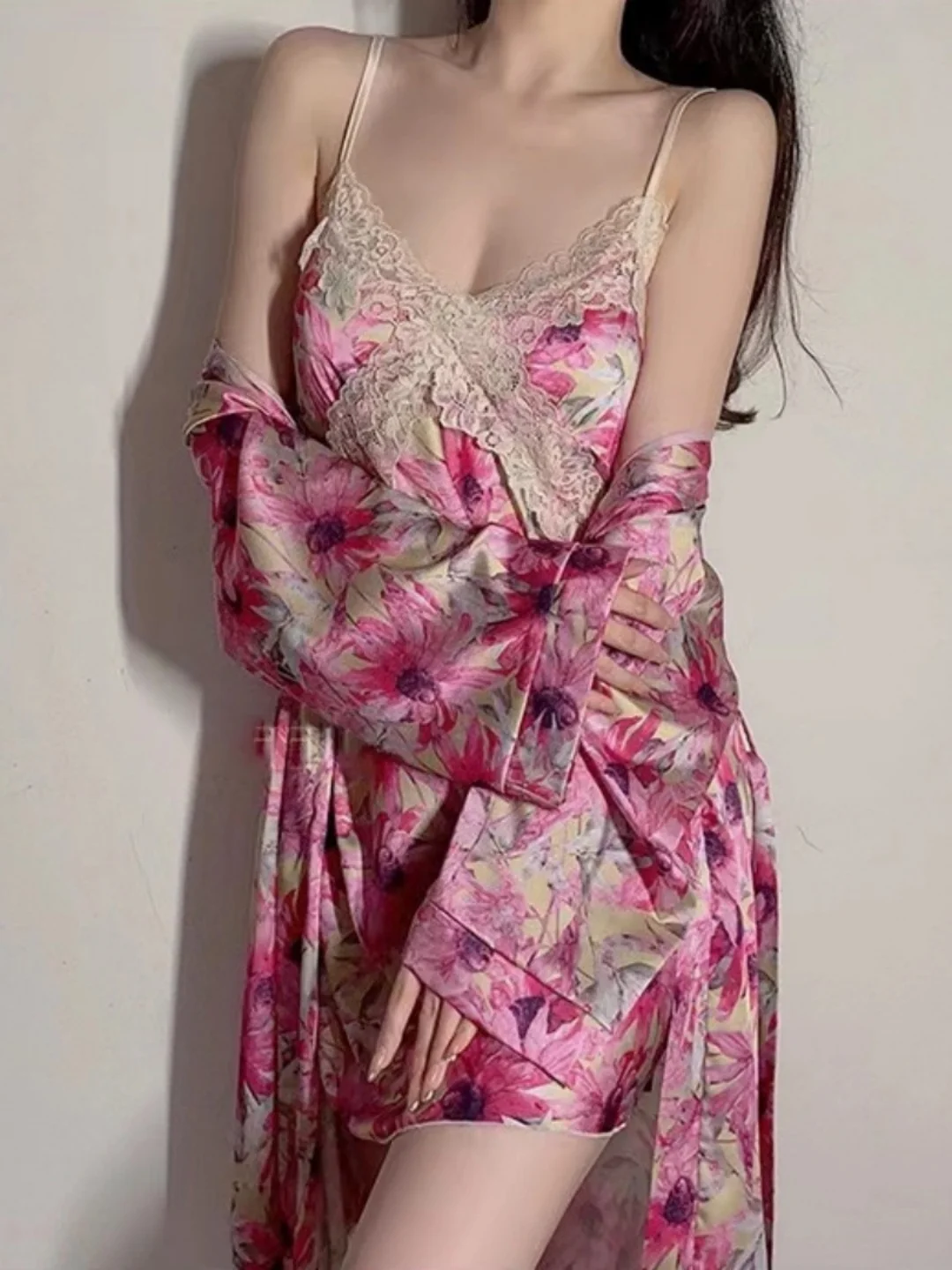 

Retro Floral Print Chemise Nightgown with Lace Trim V-Neck Mid-Length Home Clothes plus Size Women's Sleepwear Summer Thin