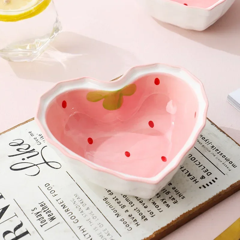 Strawberry Ramen Bowls and Spoons Creative Ceramics Anti-scald Instant Noodle Bowl Cute Strawberry Bowl Pretty Bowl