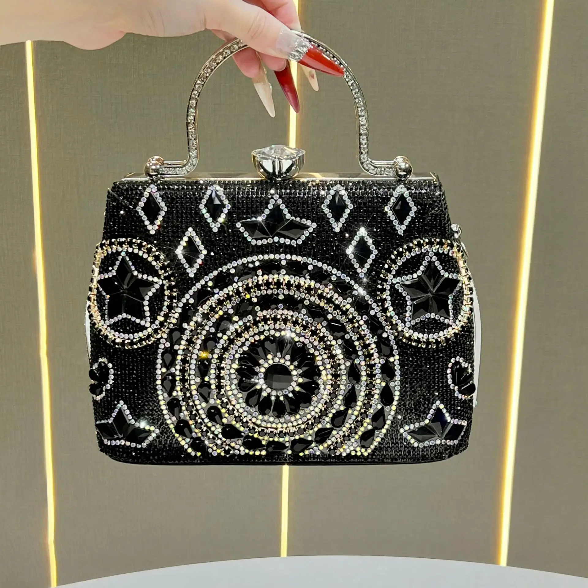 

Diamond-encrusted women's dinner bag light luxury handbag flash diamond clutch bag high-end chain oblique span women's bag