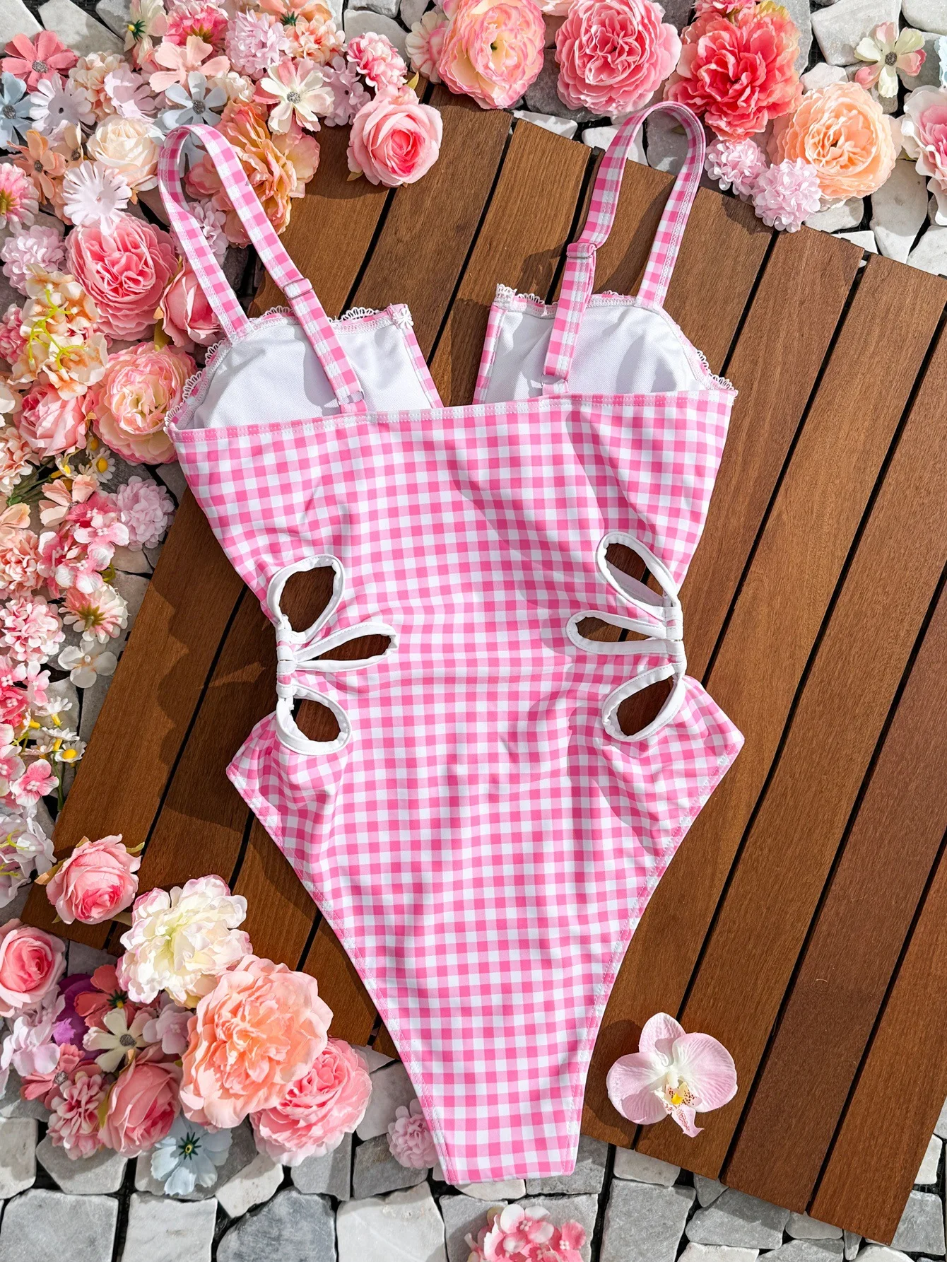 Slimming One Piece Swimsuit Side Cut Out Waist Design with Gingham Print Sexy Swimsuit Summer Corset Bodysuit Swim Beach Outfits