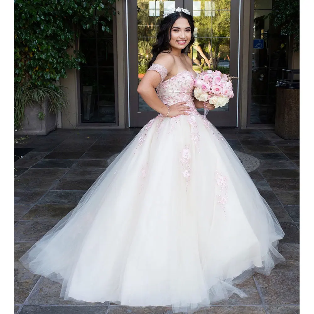 فستان جديد وردي Quinceanera 2024 سويت هارت بأكمام طويلة مزين بالدانتيل مع زهرة حلوة 15 16 سنة حفلة عيد ميلاد