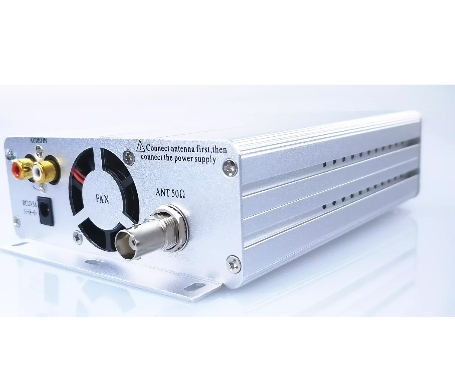 

ST-15BV3 15W 76MHz-108MHz PLL FM Transmitter Stereo FM Broadcast Radio Station+Power Supply