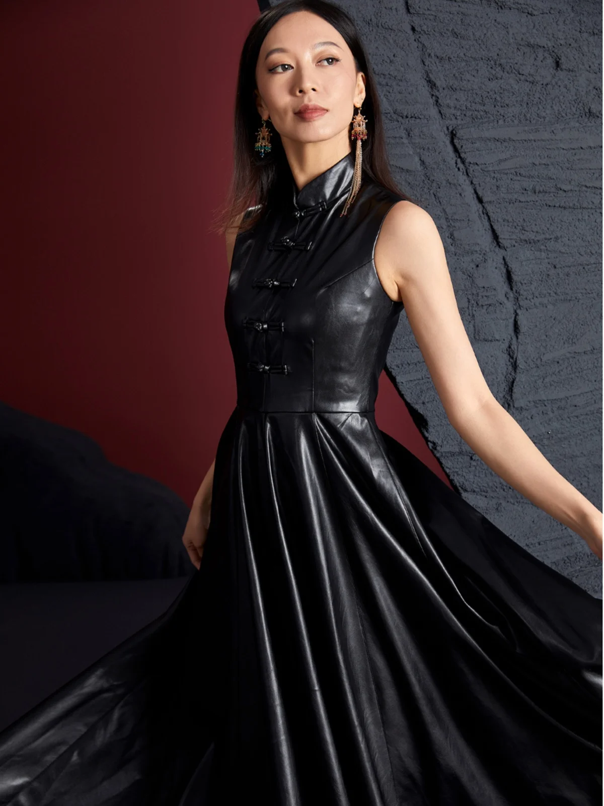 

Elastic PU Leather Long Qipao Dr Vintage Sle k Series Big Hemline Improved Chinese Faion Women's Clothing