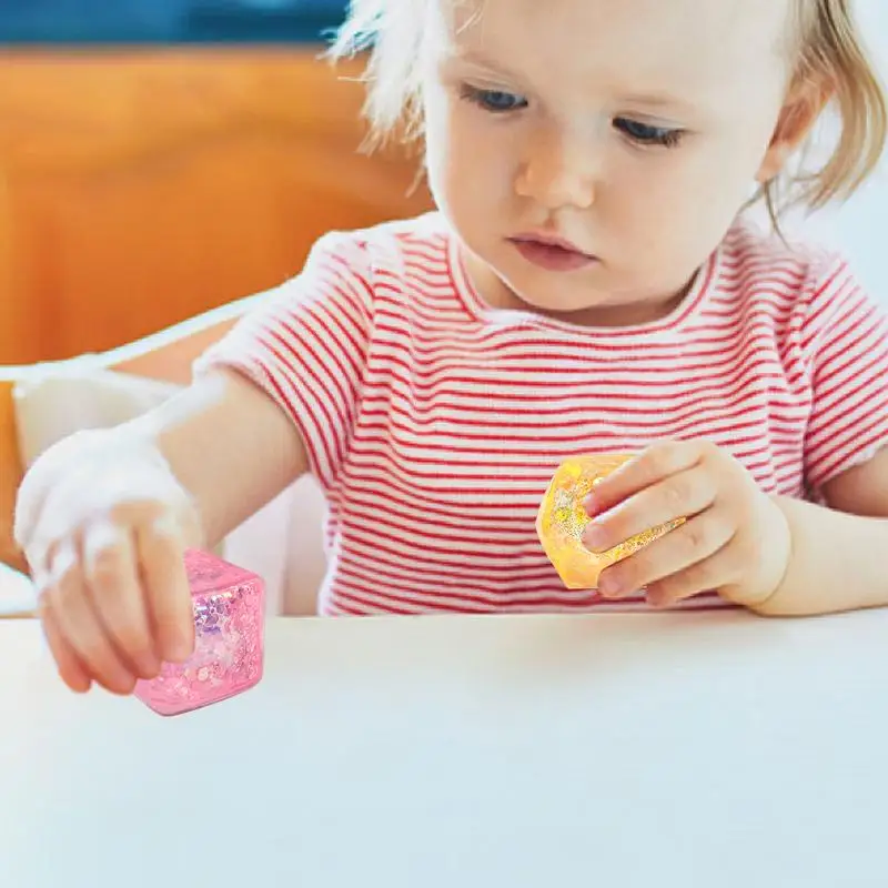 Balle Transparente Anti-Stress pour Adultes et Enfants, Jouet Sensoriel Apaisant pour les Doigts, Cube TPR Doux, Fidget pour Salle d'Irritation, Faveur de ixd'Anniversaire