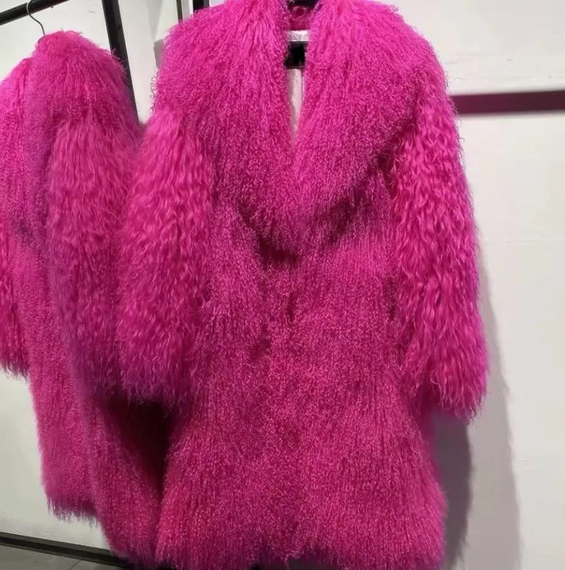 女性のモンゴルヤギ革ベルト襟リアルファーコートロング、自然に暖かくファッショナブル