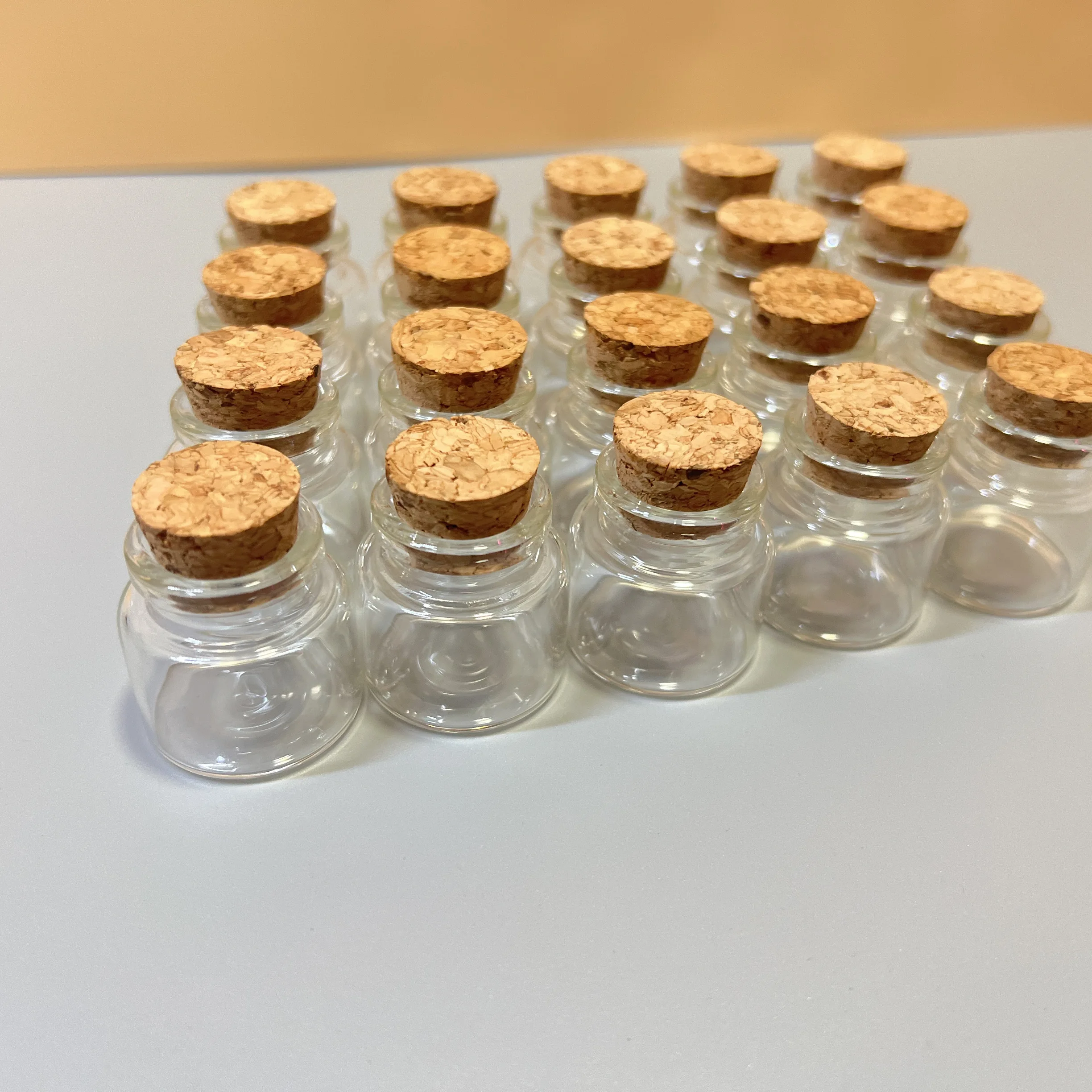 40/72/105 PCS 10ml Clear Glass Vials with Cork Small Display Containers Mini Glass Jars Bottles Round Cylinder Pocket Treasures