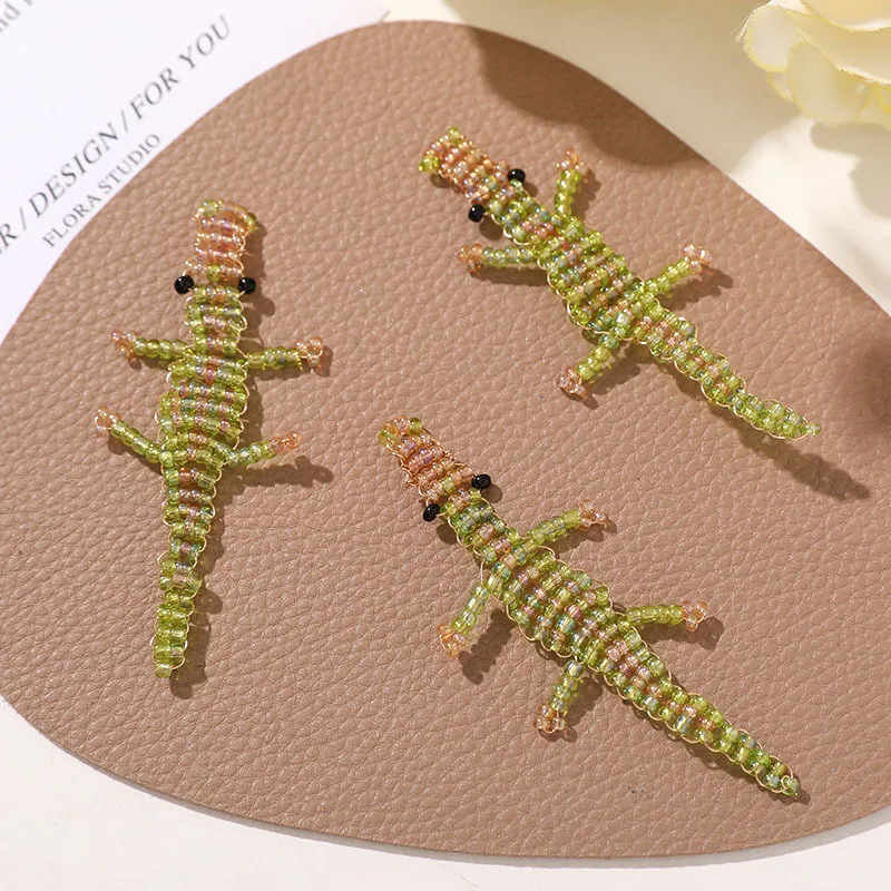 Handmade Beaded Crocodile Shoe Charms 1 Piece Seed Bead Animal for Woman Clogs DIY Unique Personality Lightweight Premium Gift