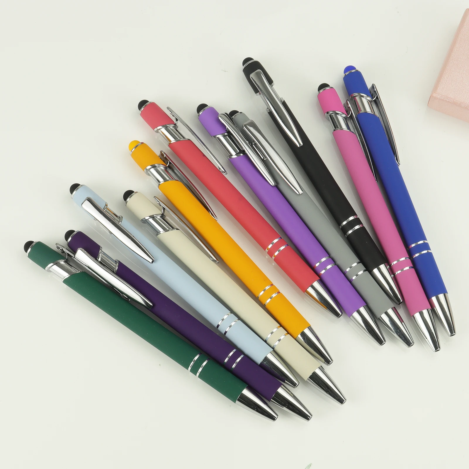 Bolígrafos retráctiles de colores aleatorios, juego de bolígrafos 2 en 1 con punta de lápiz óptico, tinta negra, bolígrafos divertidos para el trabajo, 10/20/30 Uds.