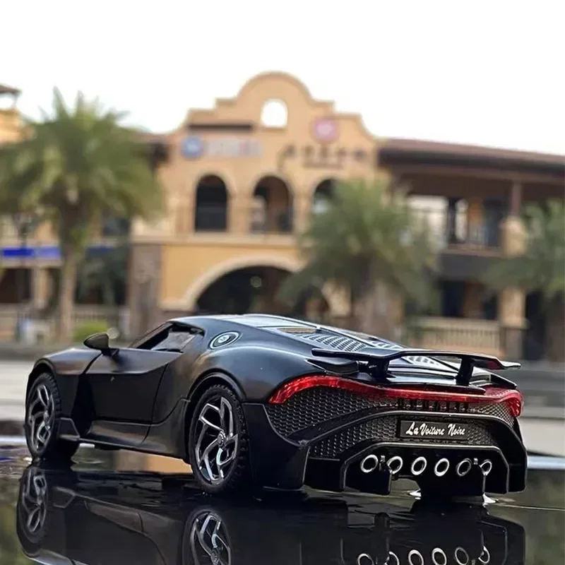 1:32 Bugatti Lavoi ture noire Alloy Car Model Diecasts & Toy Vehicles Car Toy Miniature Scale Model Car Toys Children Kids Gifts