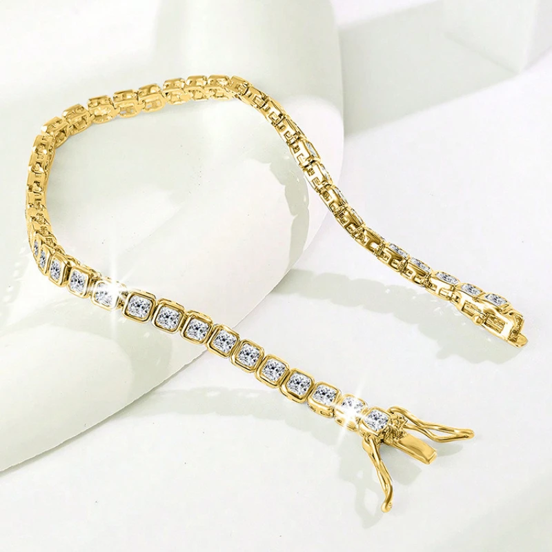 Thumbnail 2 - #36 Best Moissanite Bracelets to Buy In 2026