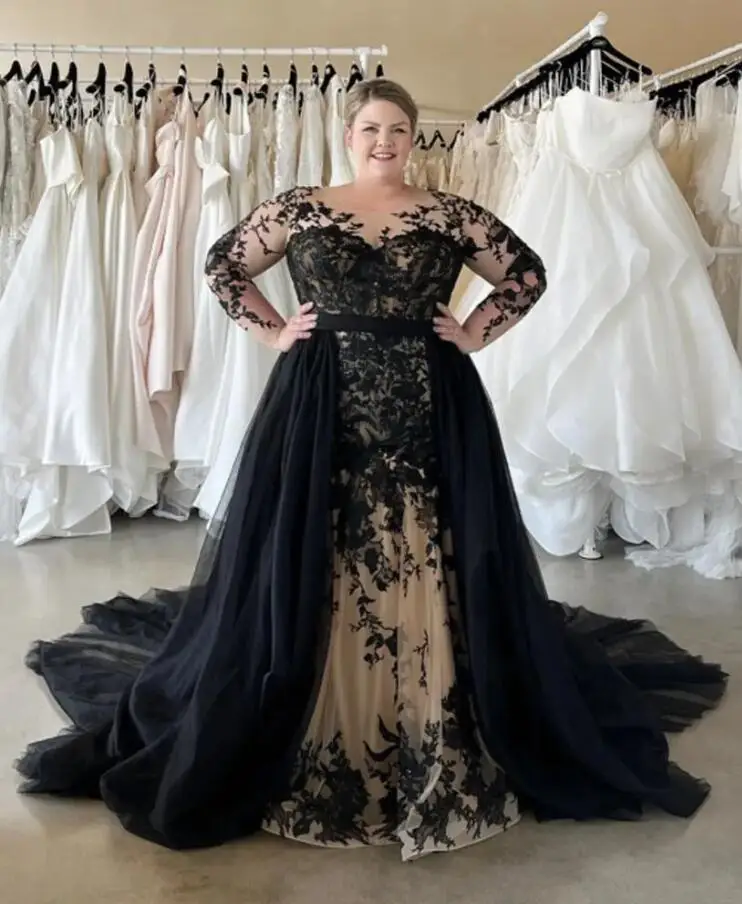 Gothic Black Plus Size Wedding Dresses with Detachable Train Lace Applique Illusion Long Sleeve Bridal Gowns Plus Size 2025