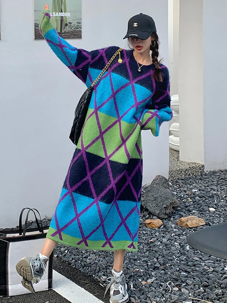 NYFS حجم كبير المشارب عادية الحياكة فستان طويل فضفاض المنك المخملية المرأة سترة فستان رداء الخريف الشتاء 2025 Elbise