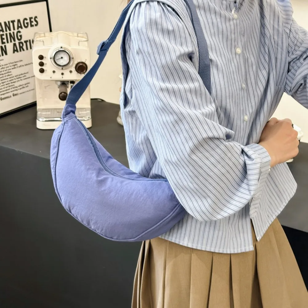 High Quality Casual Style Dumpling Bag Nylon Large Capacity Crossbody Bag Solid Color Underarm Bags Lady image 2