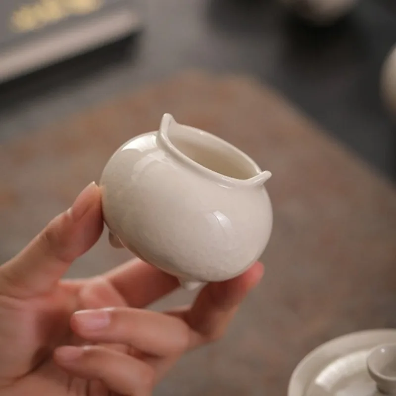 ​​​​​​​Creative Ceramic Incense Burner with Ash Tray Ideal for Indoor Use Holds Stick Incense Sandalwood Elegant Home Accessory view 5