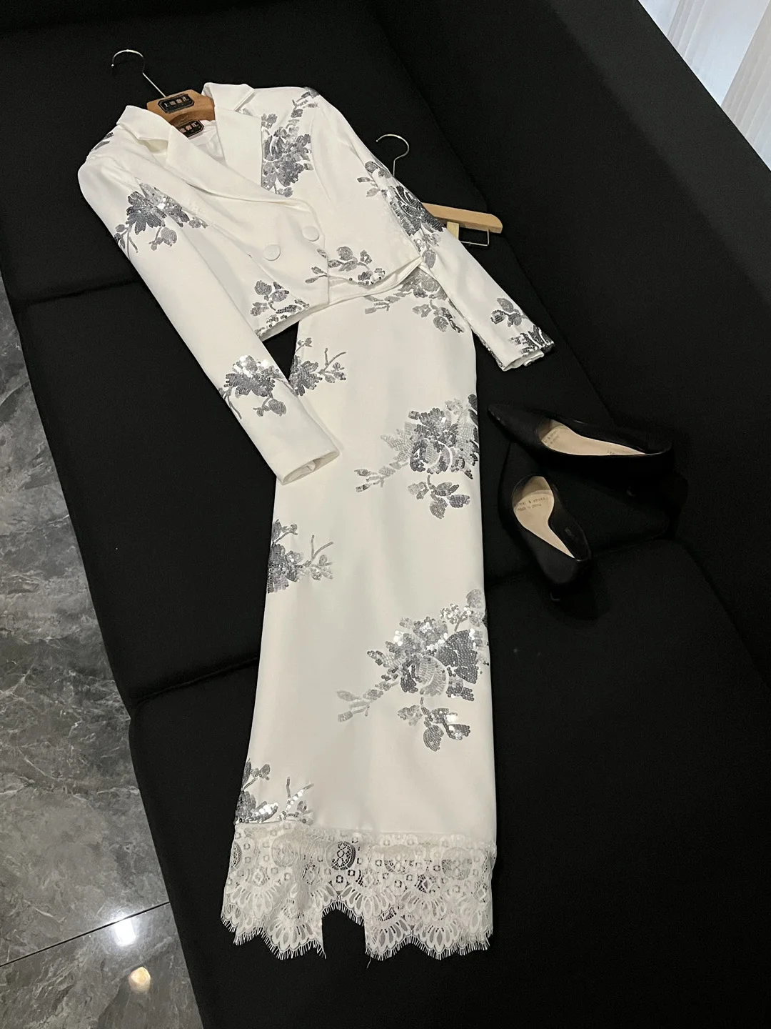 

Faionable Lace A-Line Skirt And Crop Top Set High Waist Stand Collar iny Sequin ort irt Women's Ensemble H558